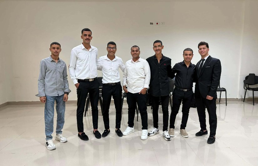 طلاب الجامعة التكنولوجية بأسيوط الجديدة