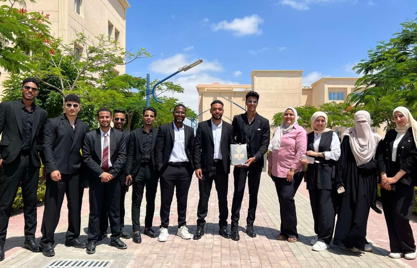 فريق عمل المشروع