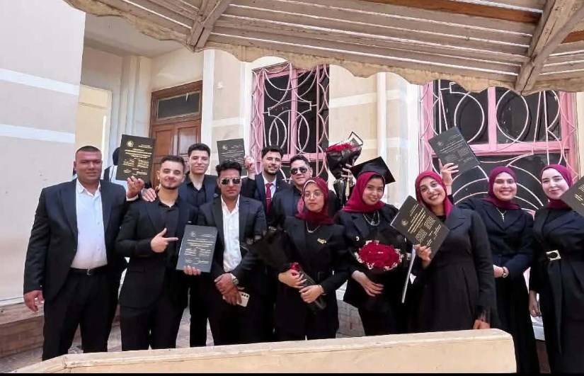 فريق عمل المشروع