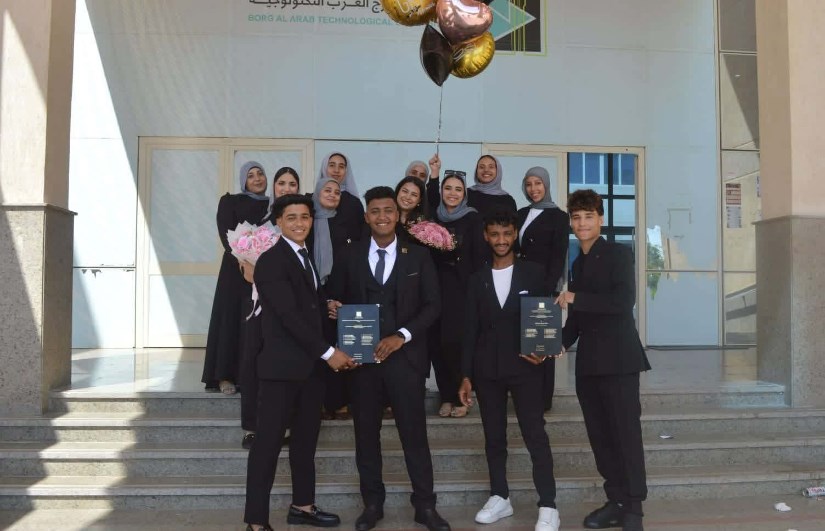 فريق عمل المشروع