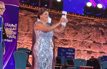 وفاء عامر 