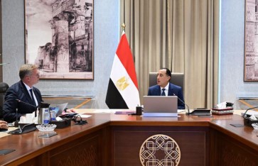 اجتماع رئيس الوزراء مع وزير البترول