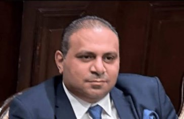 أحمد زكي