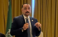 الدكتور أحمد عبد الرحمن