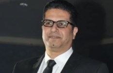 أيمن سلامة 
