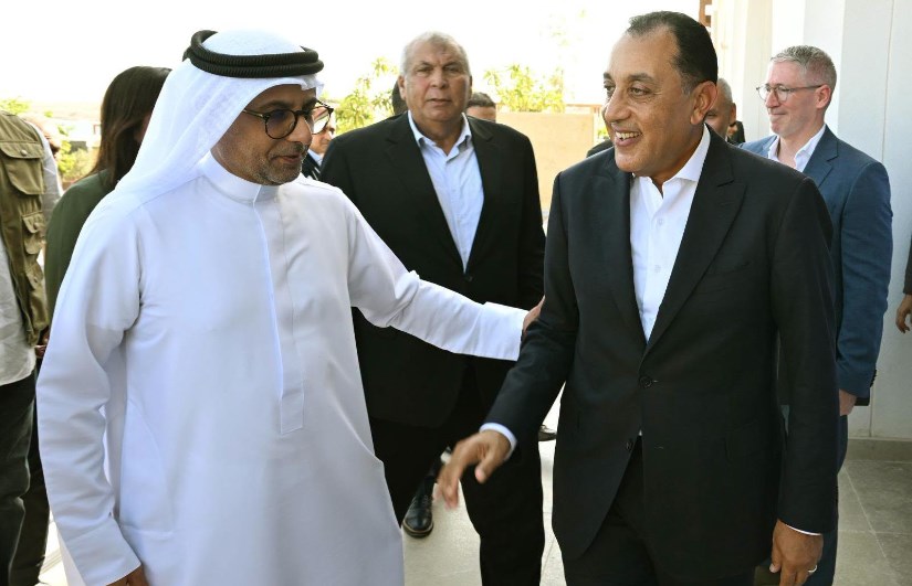 رئيس الوزراء يبدأ جولة فى رأس الحكمة